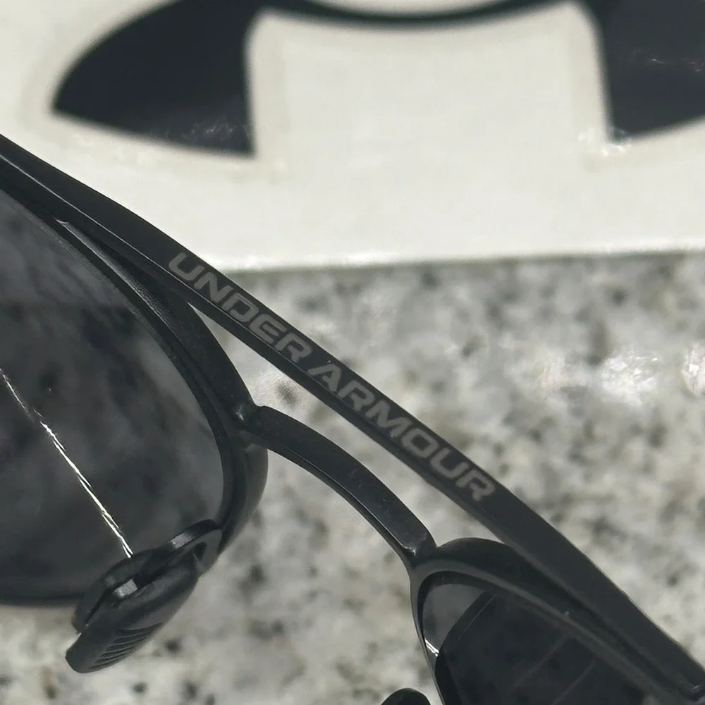 Under Armour XS/S Instinct JR Sunglasses Kids‎ Black New Aviator 1374577